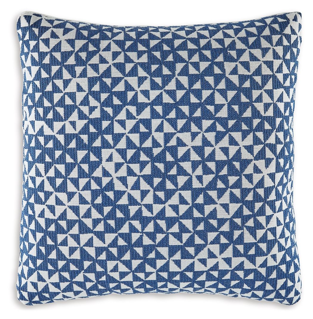Jaycott Next-Gen Nuvella - Pillow - Image 1