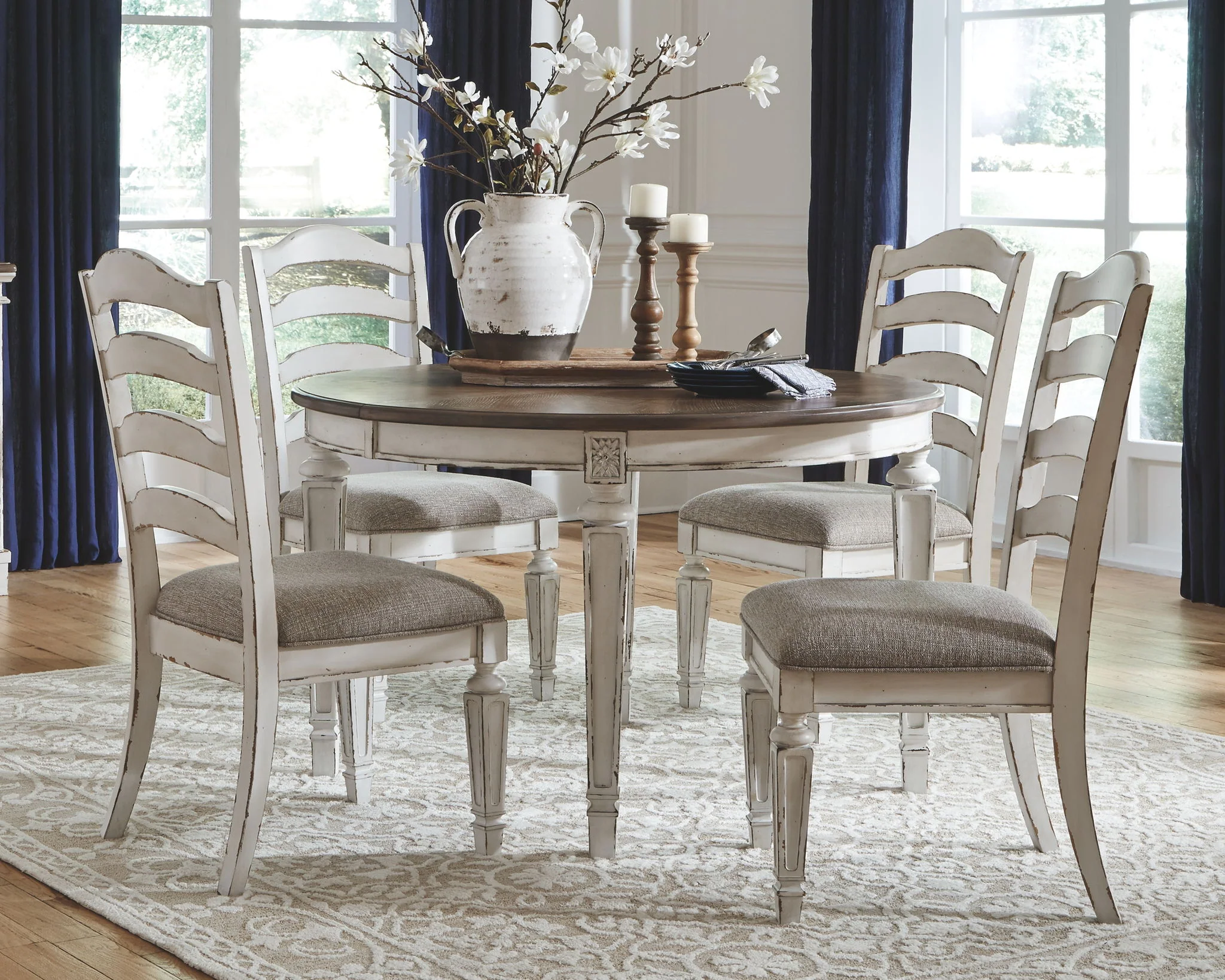 Realyn - Oval Dining Table Set - Image 1