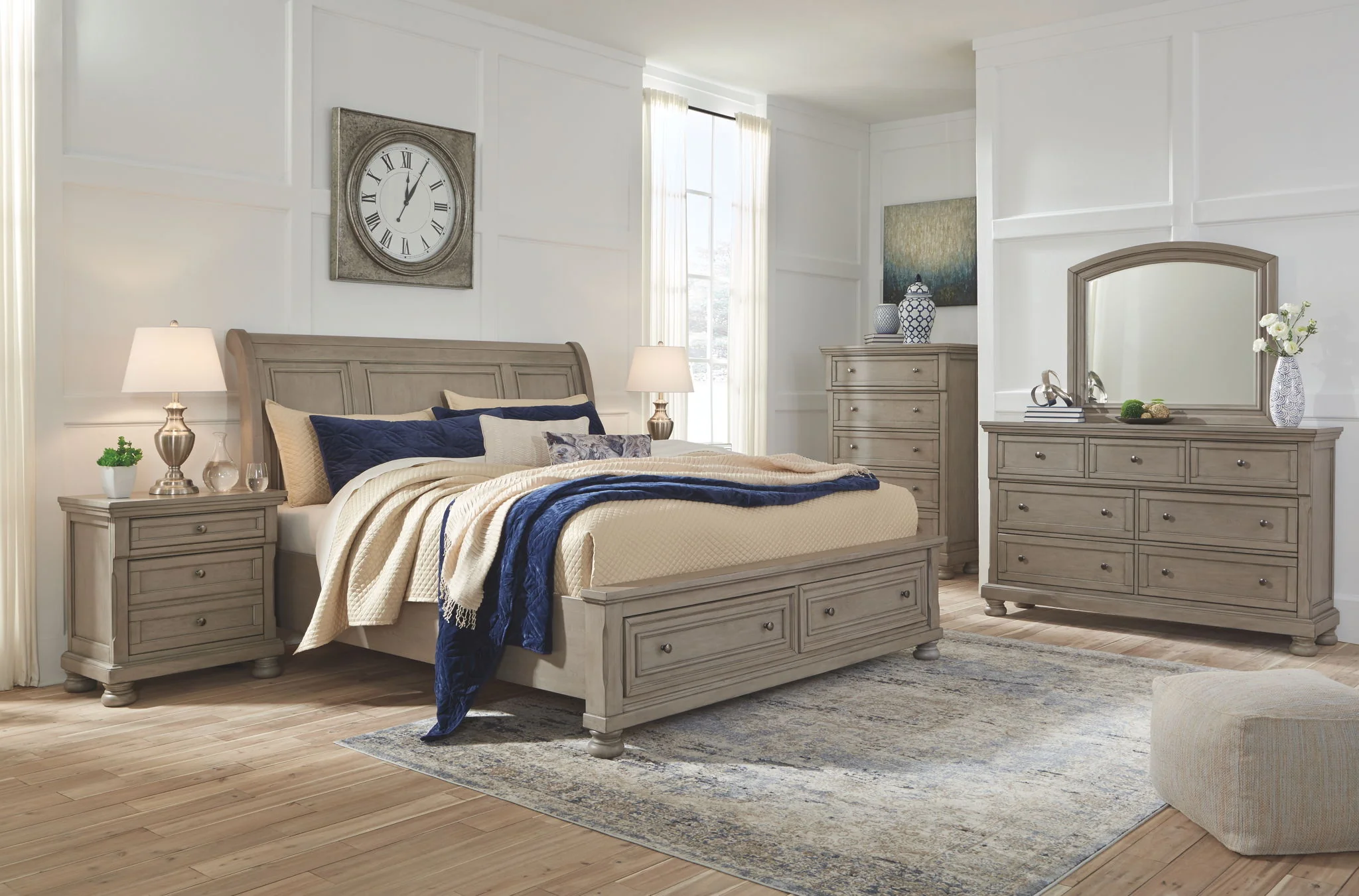 Lettner – Sleigh Bedroom Set