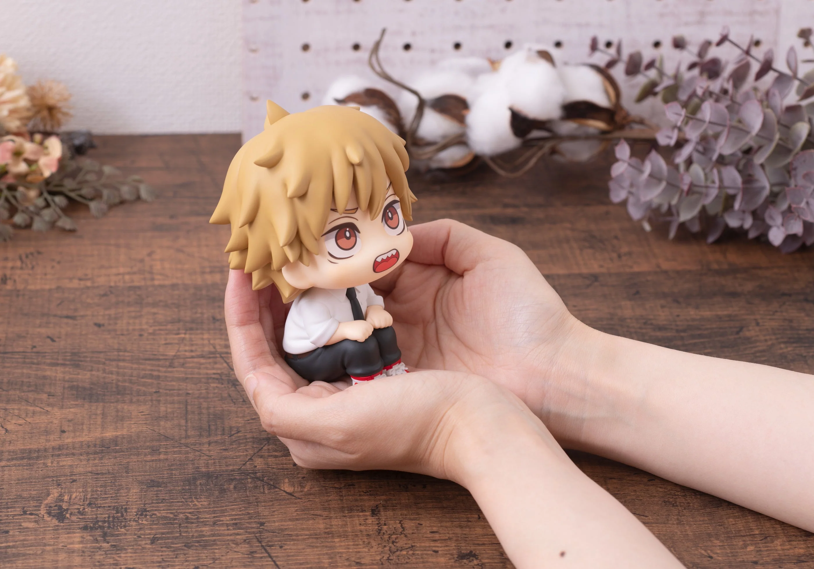 Megahouse - Chainsaw Man - Look Up Series Denji Figure - Image 2