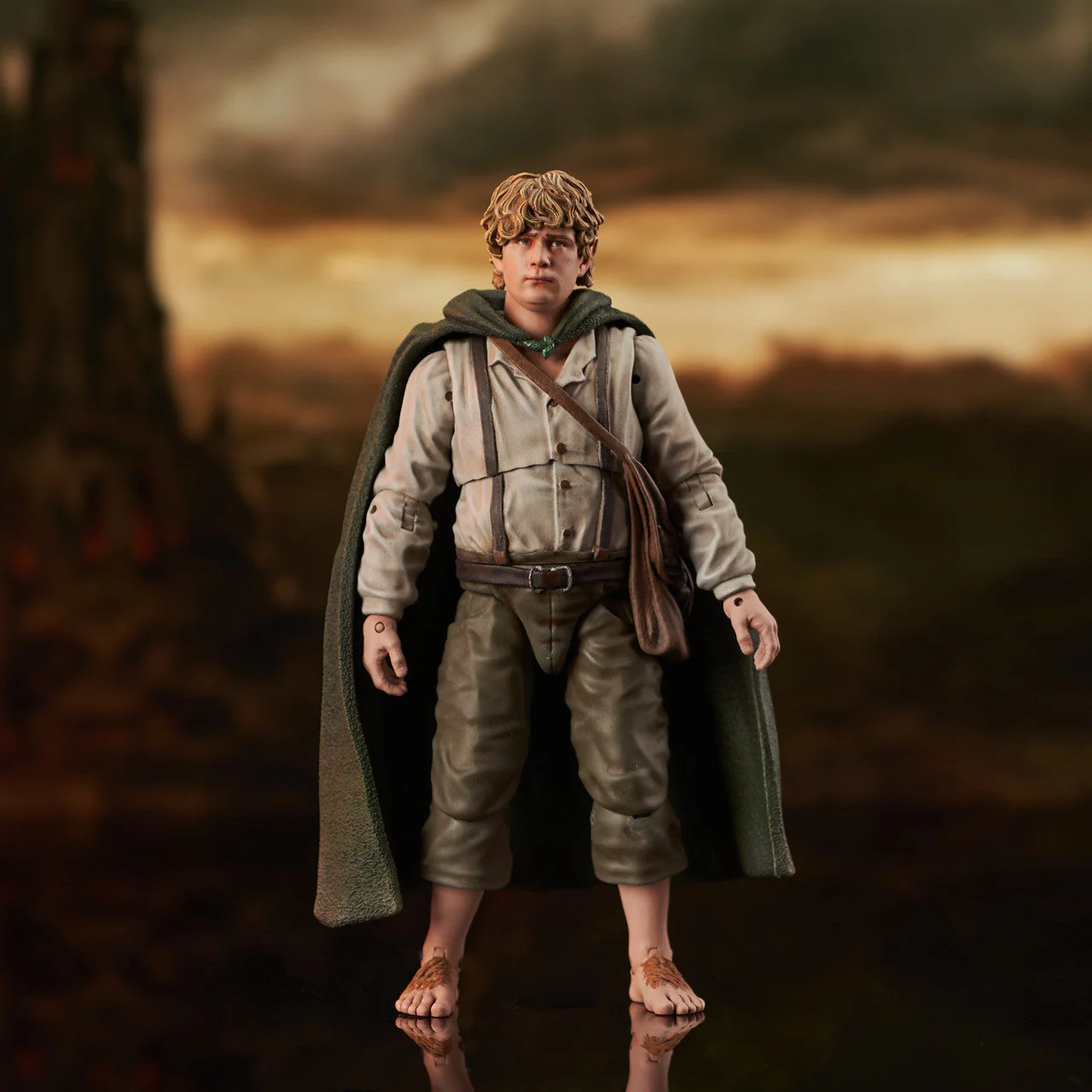 Diamond Select Toys The Lord of The Rings: Samwise Action Figure - Image 2