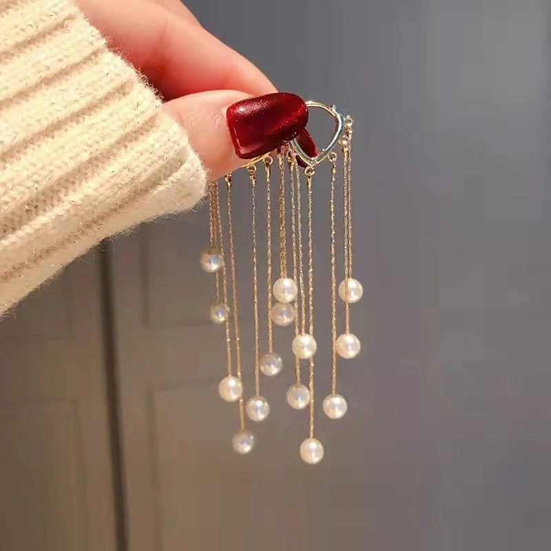 Exquisite Long Tassel Pearl Drop Earrings - Image 1