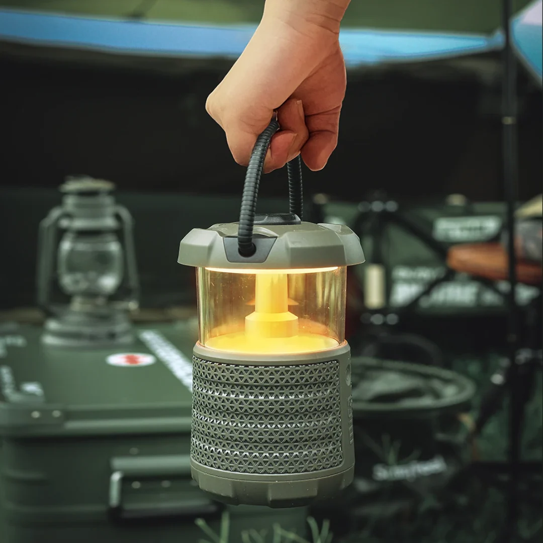 Vintage Style LED Outdoor Speaker Lamp - Image 1