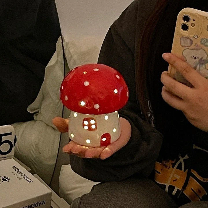 Dreamy Mushroom Shape Ceramic Bedside Lamp - Image 3