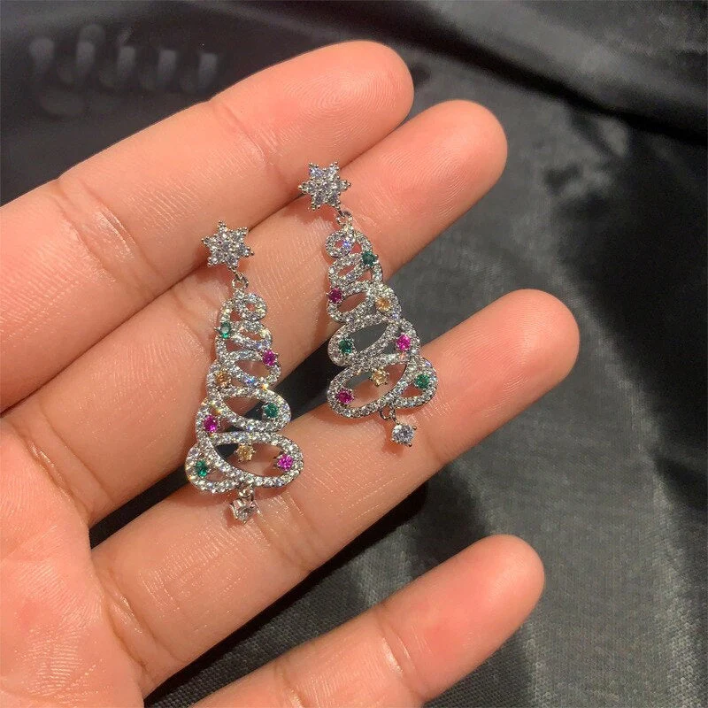 Mini Elegant Christmas Tree Earrings - Image 1