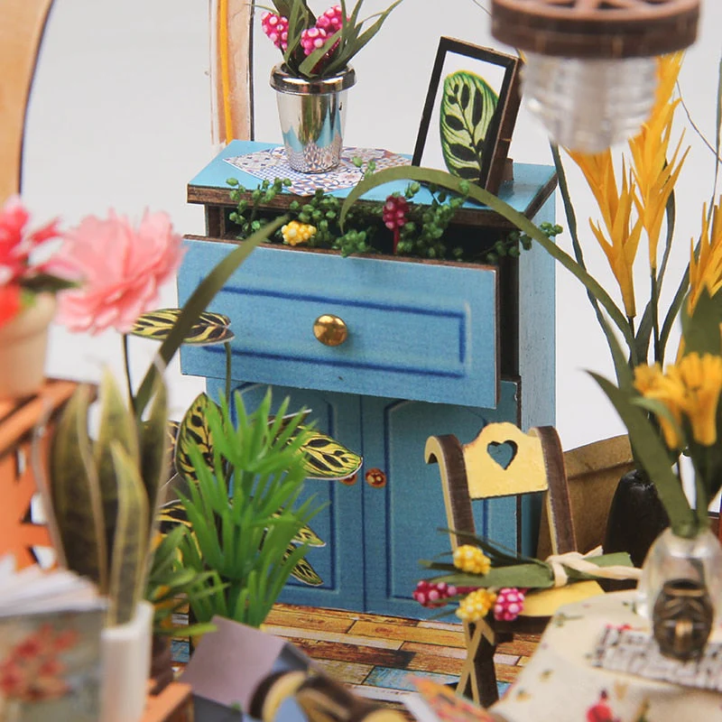 DIY Dream Home Miniature Wooden Doll House - Image 3