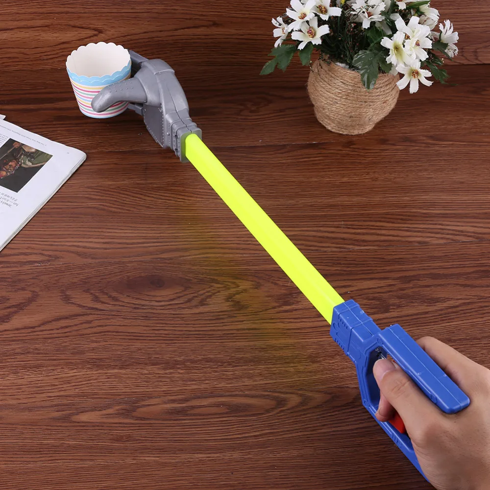 Robotic Fun Claw Hand Grabber Toy - Image 1