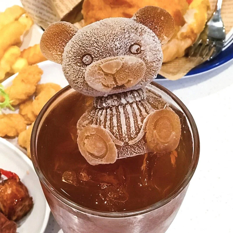 Frosty Bear Ice Cube Maker - Image 2
