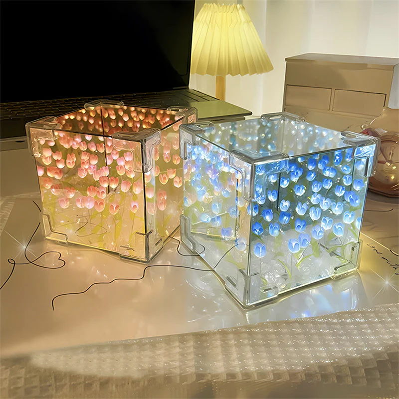 Illuminated Tulip Elegance Mirror Lamp - Image 3