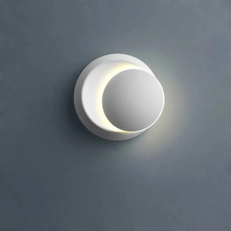 Minimalist Orb Design Wall Lamp - Image 2