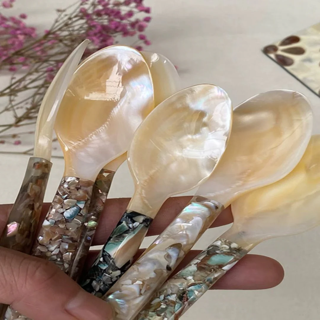 Natural Pearl Shell Moonlight Snail Spoon - Image 3
