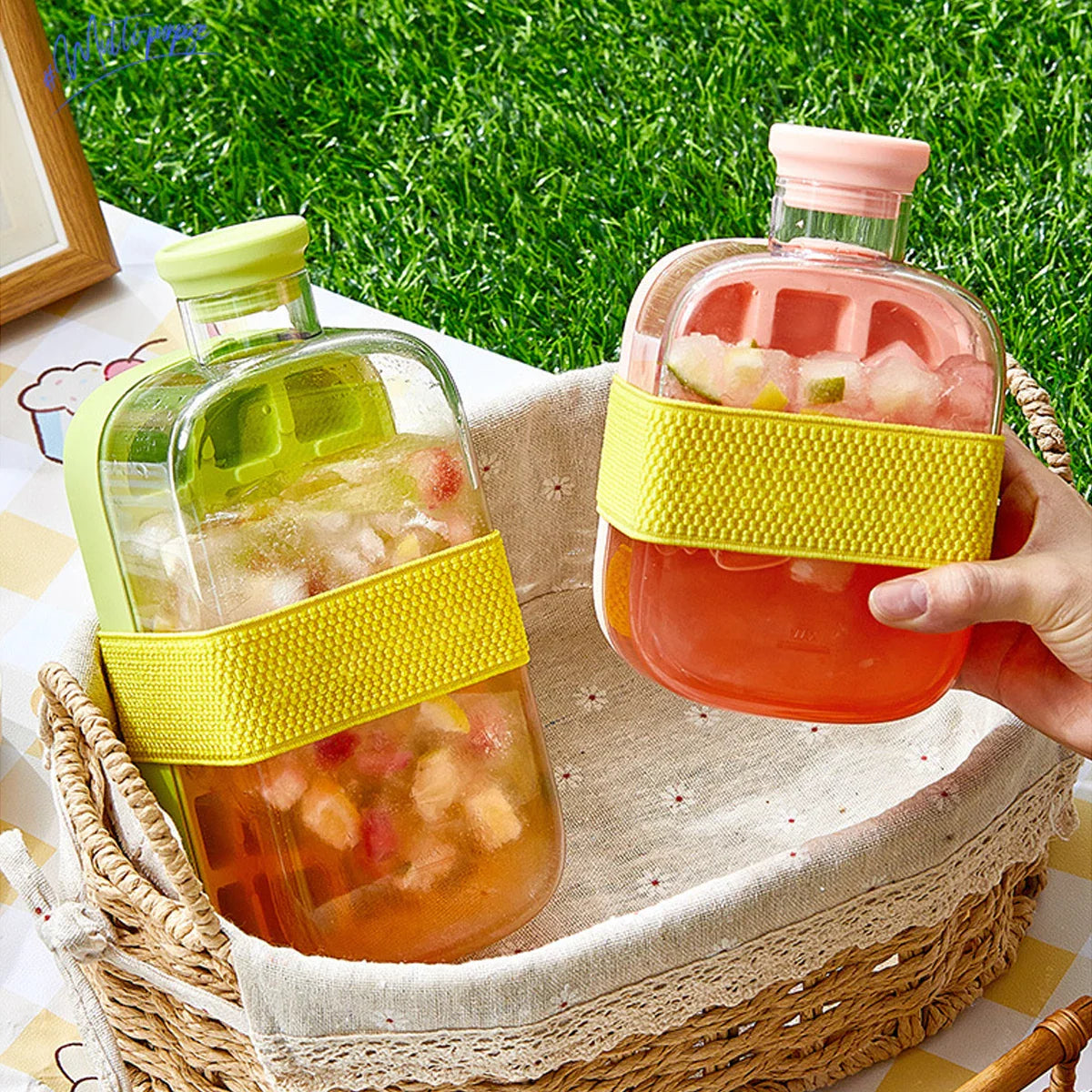 One Touch Ice Maker Beverage Bottle - Image 3