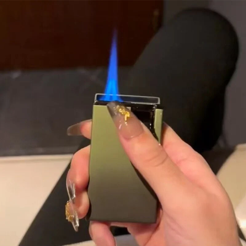 Aero Flare Gradient Windproof Lighter - Image 3