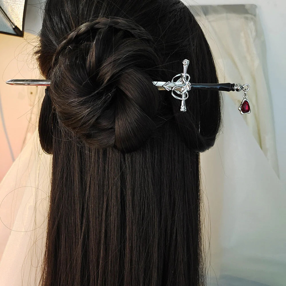 Royal Knight Sword Hairpin - Image 3