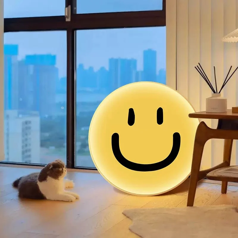 Elegant Big Smile Emoji Light - Image 3