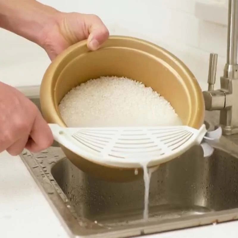 Rice Washing Multifunctional Drainer Spoon - Image 3