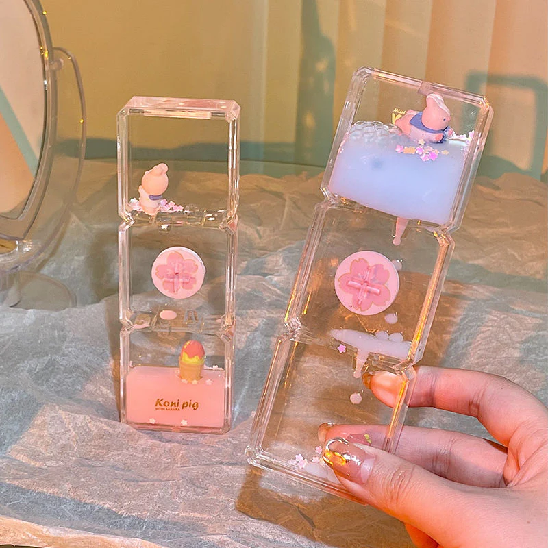Mini Cartoons Creative Liquid Hourglass - Image 1