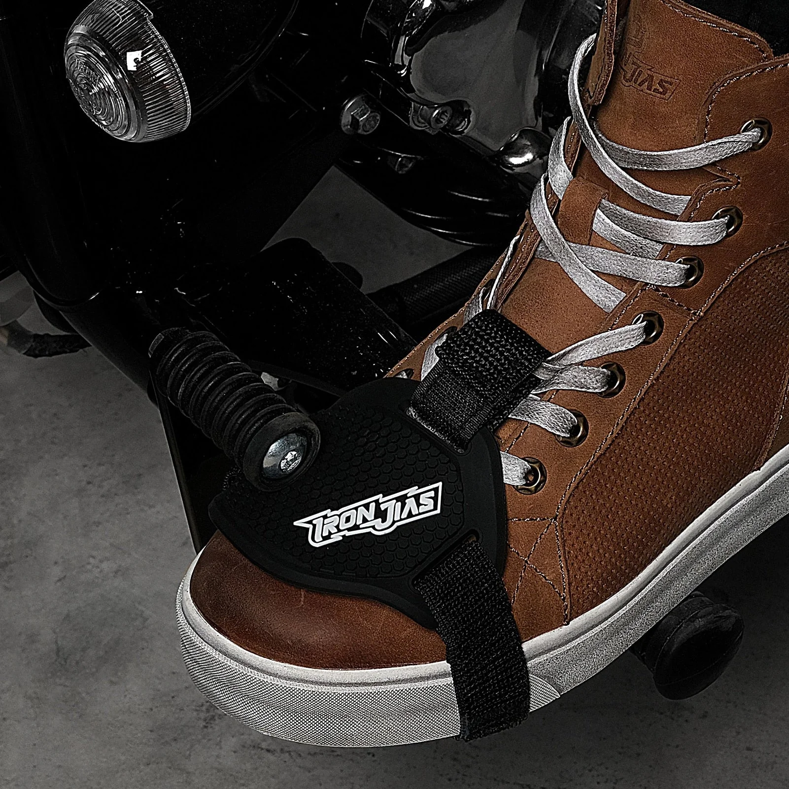 Motorcycle Rider Shoe Protective Pad - Image 2