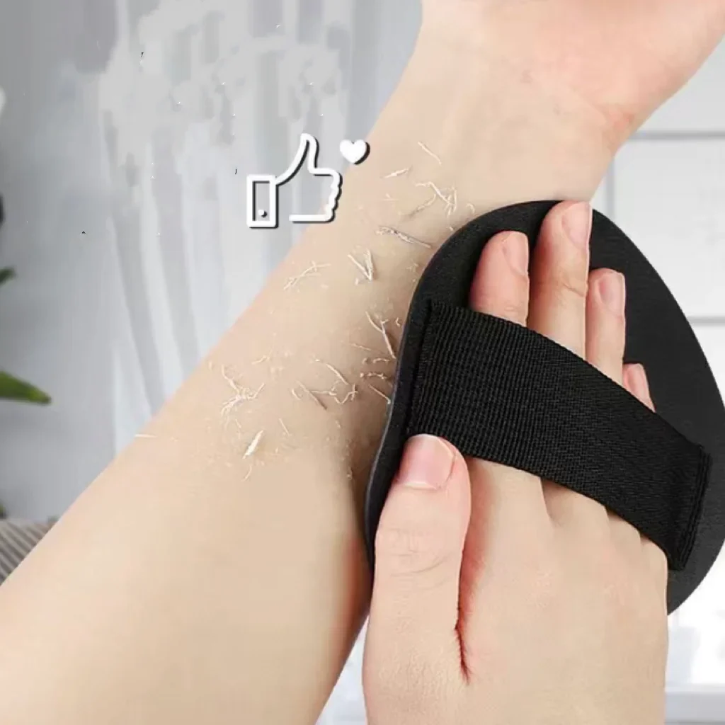 Bath Glove Ergonomic Painless Skin Scrubber - Image 2