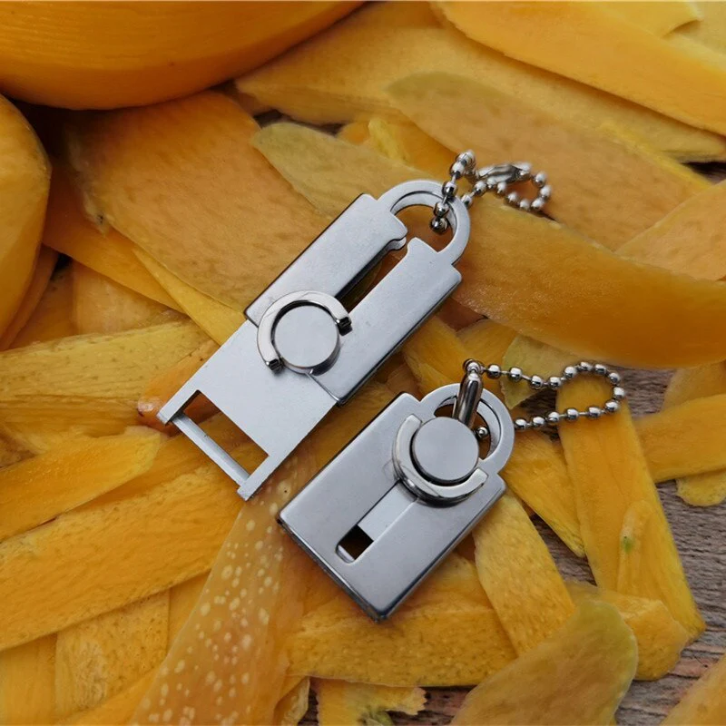Stainless Steel Mini Vegetable Peeler Keychain - Image 2
