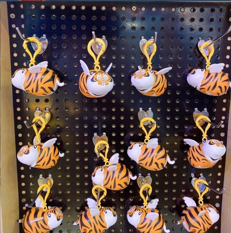 Confused Tiger Elastic Keychain Toy - Image 3