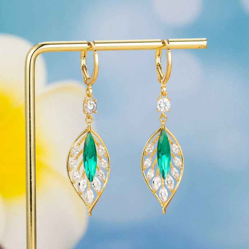 Leaf Shiny Zircon Earring - Image 2