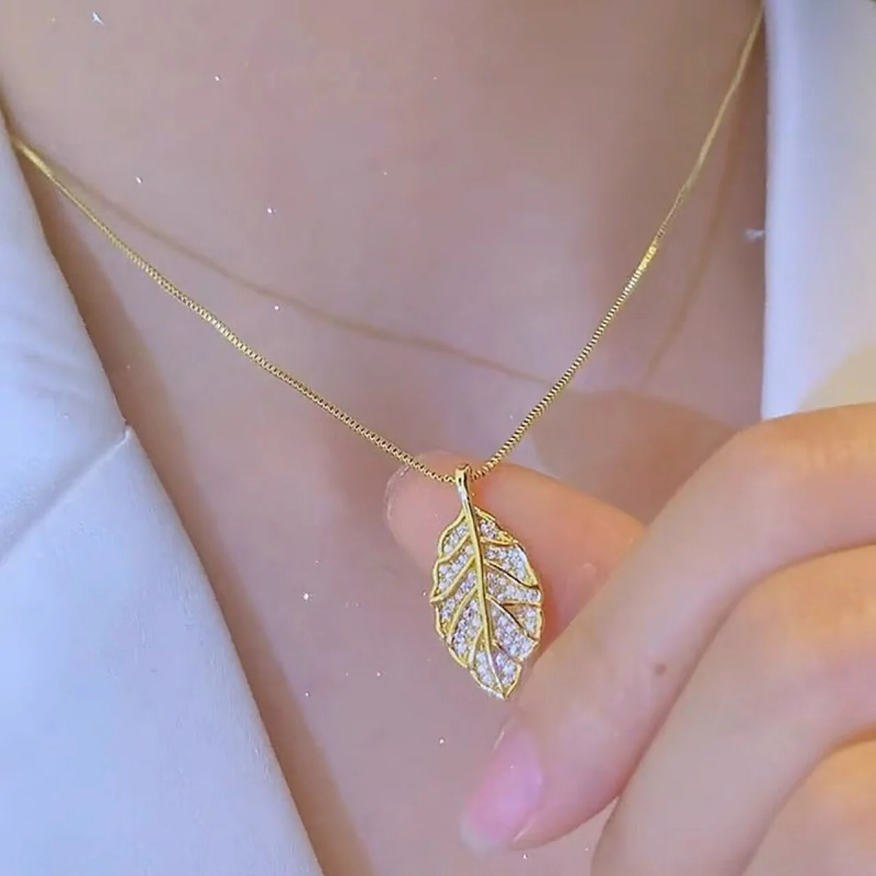 Nature Sparkle Tree Leaf Pendant Necklace - Image 2