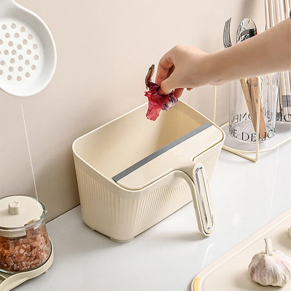 Mini Desktop Trash Scraper Bin - Image 2