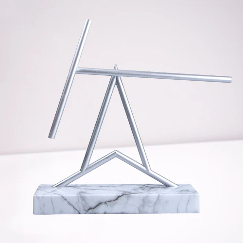 Infinite Loop Magnetic Pendulum Desktop Decor - Image 1