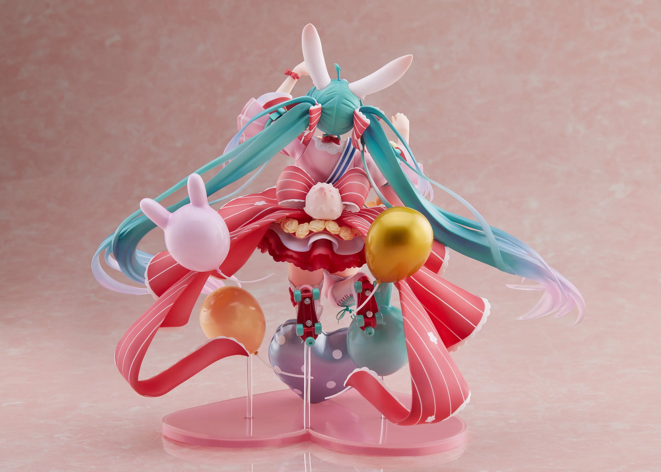 Taito Hatsune Miku Birthday 2021 Pretty Rabbit 1/7 PVC Figure - Image 2