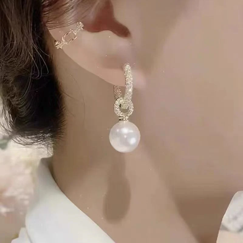 Sphere Love Elegant Earrings - Image 3