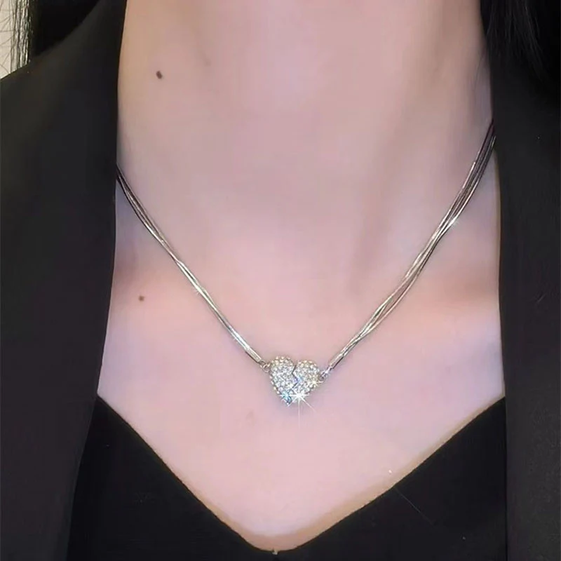 Ice Love Magnetic Zircon Heart Necklace - Image 3