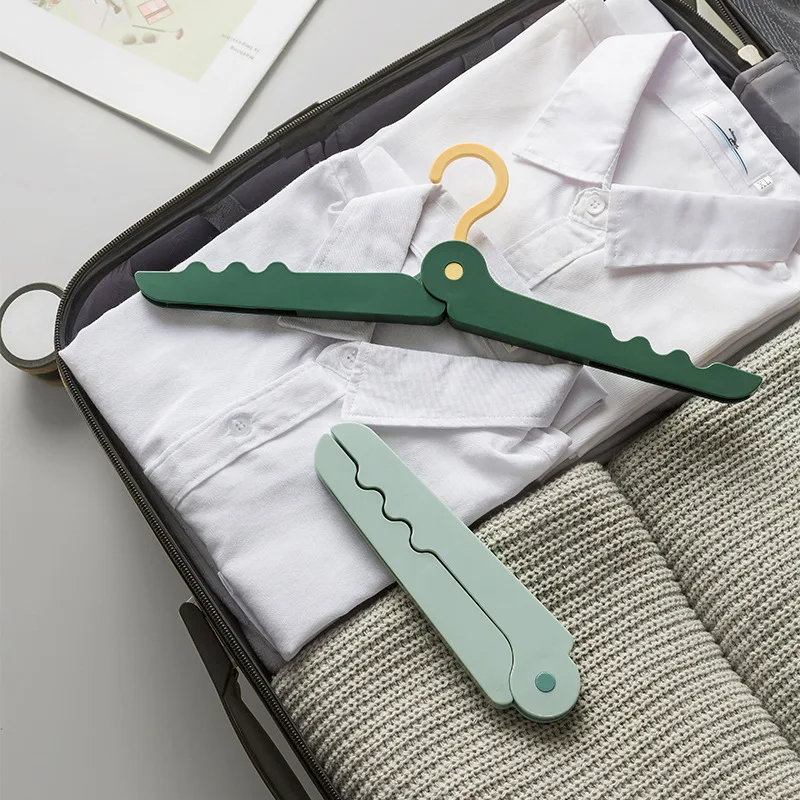 Travel Ease Foldable Clothes Hanger - Image 3