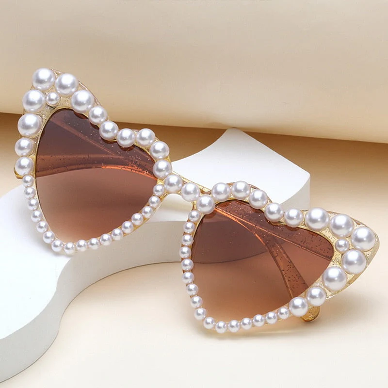 Pearl Heart Retro Cat Eye Sunglasses - Image 2