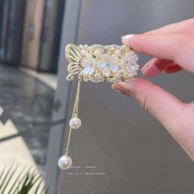 Royal Rhinestone Pearl Ponytail Clip - Image 2