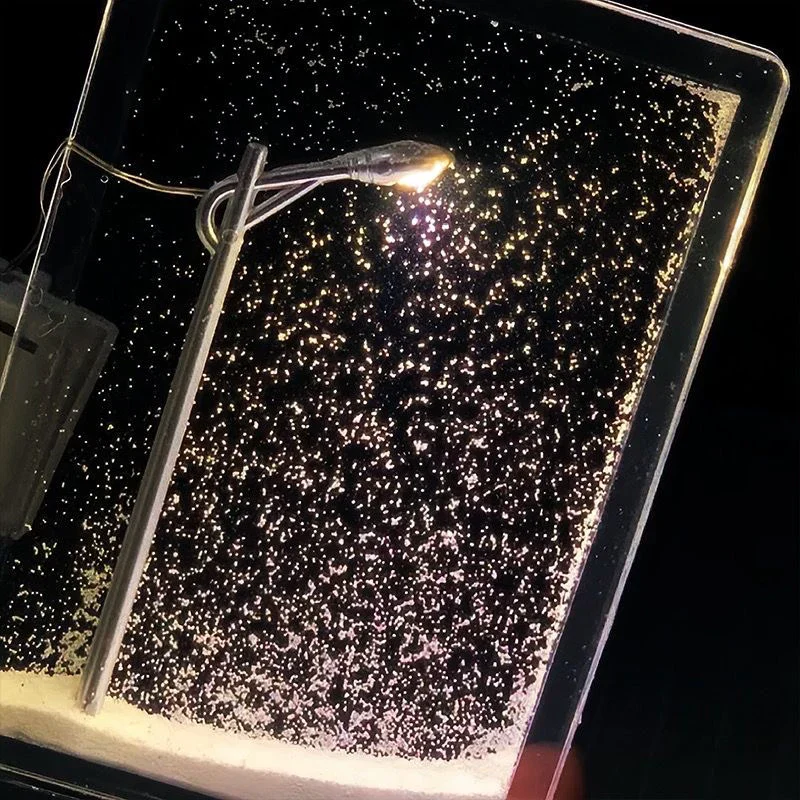 LED Streetlamp Snowfall Effect Decor - Image 3