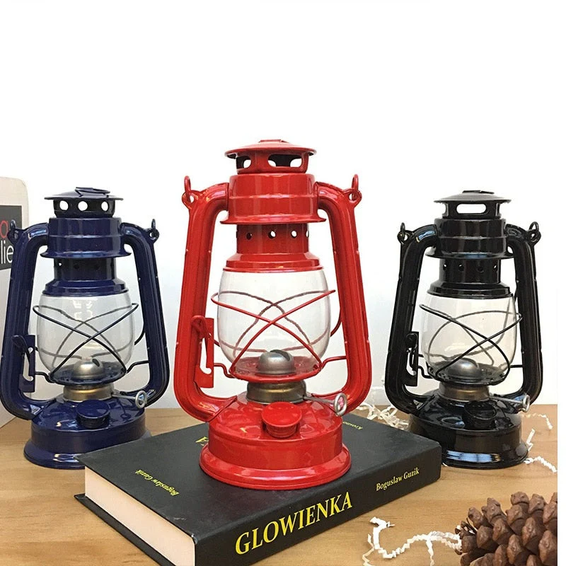 Nostalgic Camping Side Outdoor Kerosene Lantern Lamp - Image 3