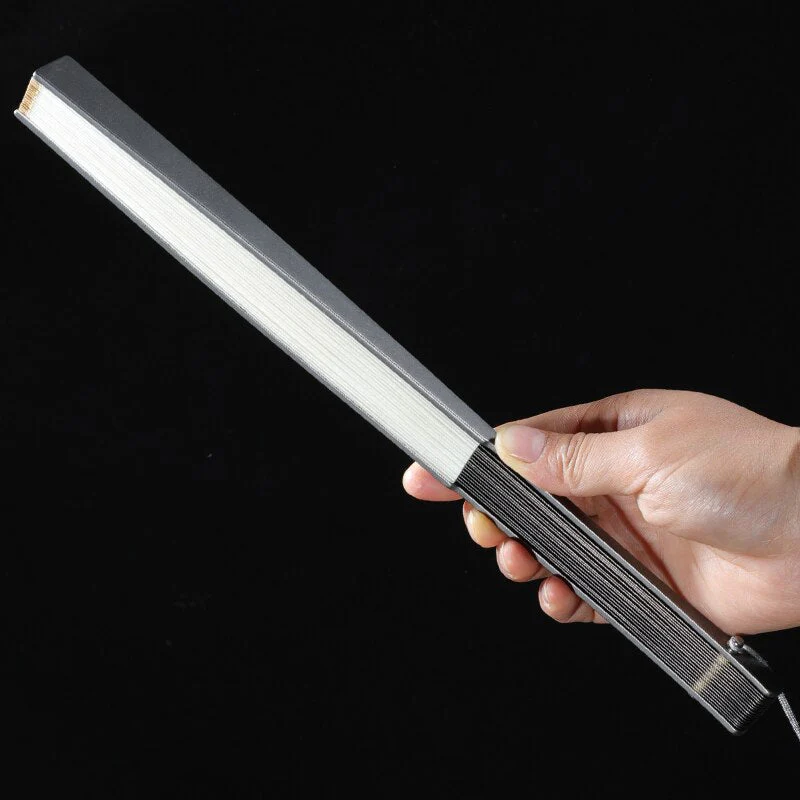 Self-Defense Titanium Alloy Folding Fan - Image 3