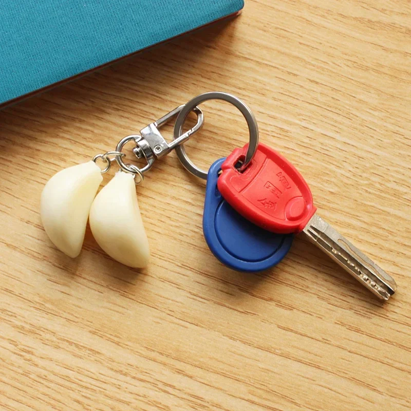 Garlic Pendant Unique Keychain - Image 1
