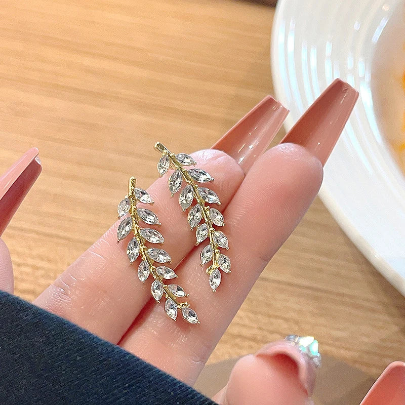 Crystal Leaf Design Cuff Earring - Image 2