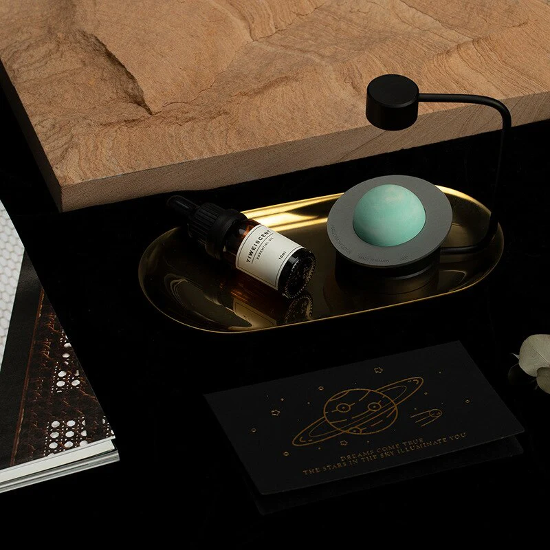 Levitating Saturn Life Aromatherapy Home Decor - Image 2