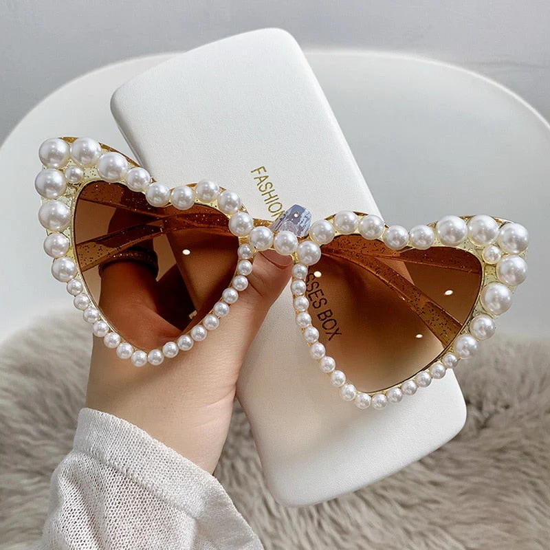 Pearl Heart Retro Cat Eye Sunglasses - Image 3