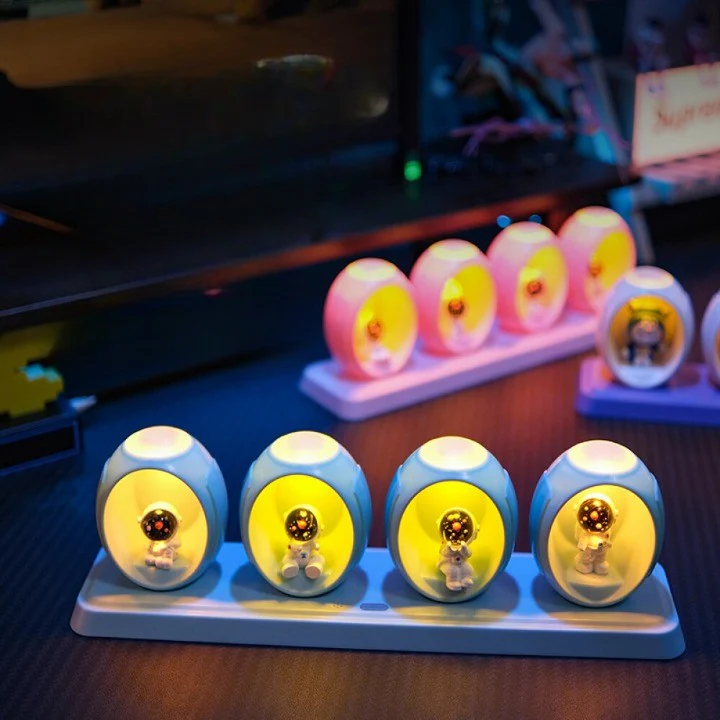 Space Capsule Voice Control Colorful Night Lamp - Image 3