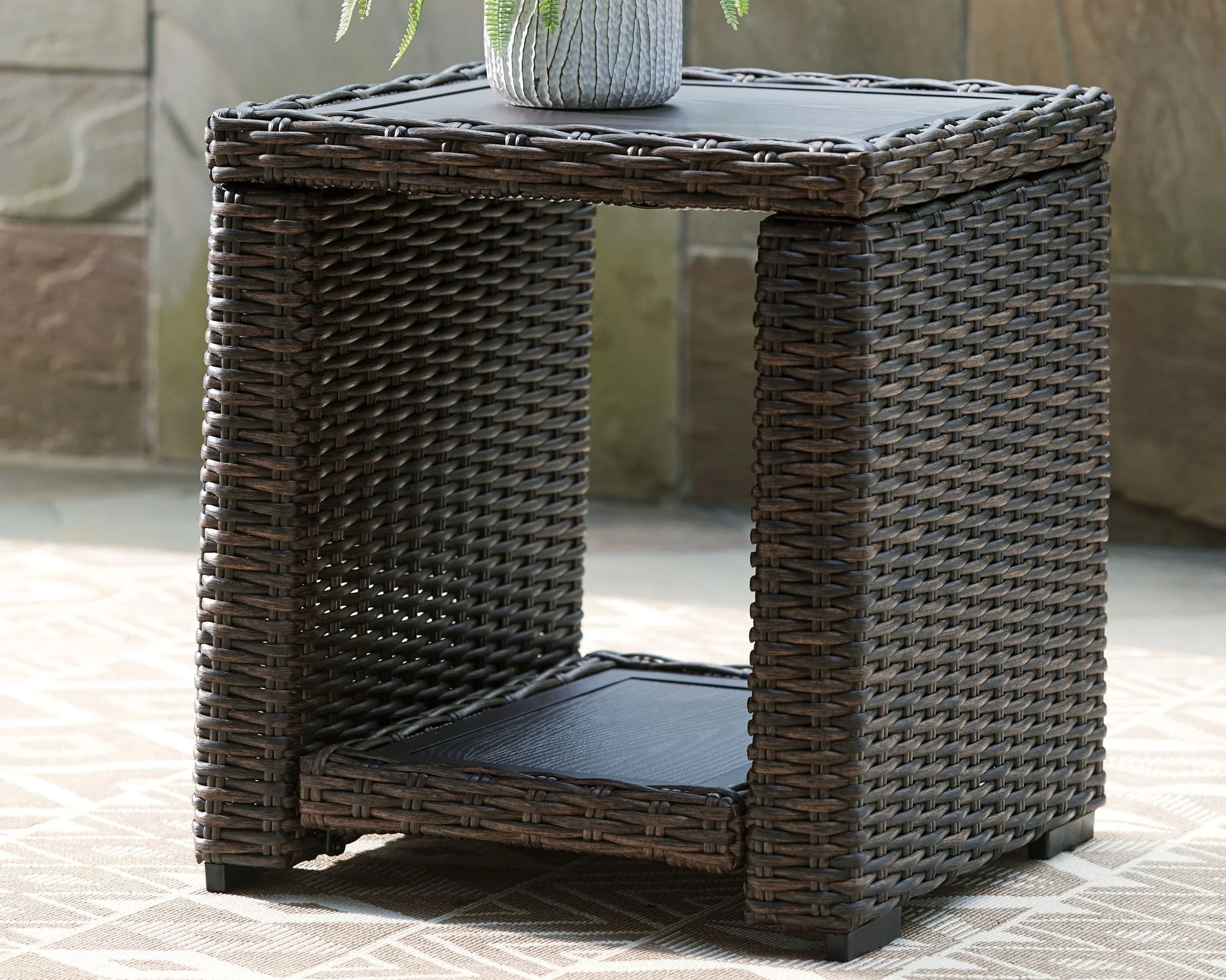 Grasson Lane – Square End Table – Brown