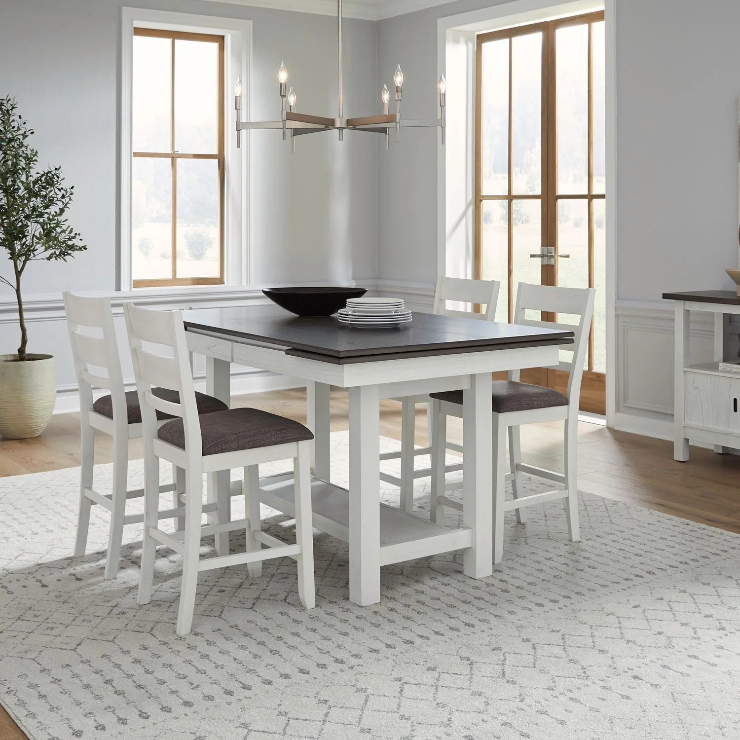 Brook Bay – Gathering Trestle Table Set