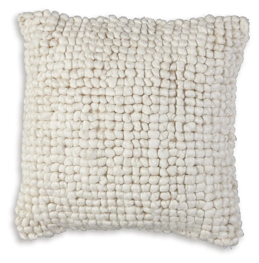 Aavie – Pillow
