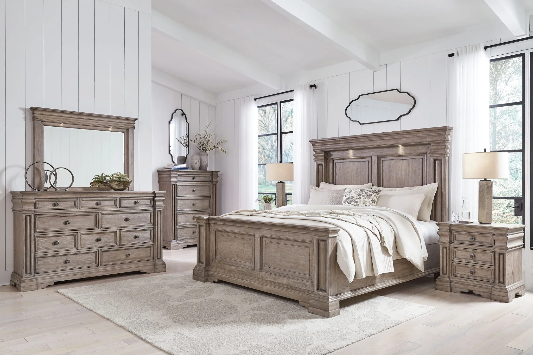 Blairhurst - Panel Bedroom Set - Image 1