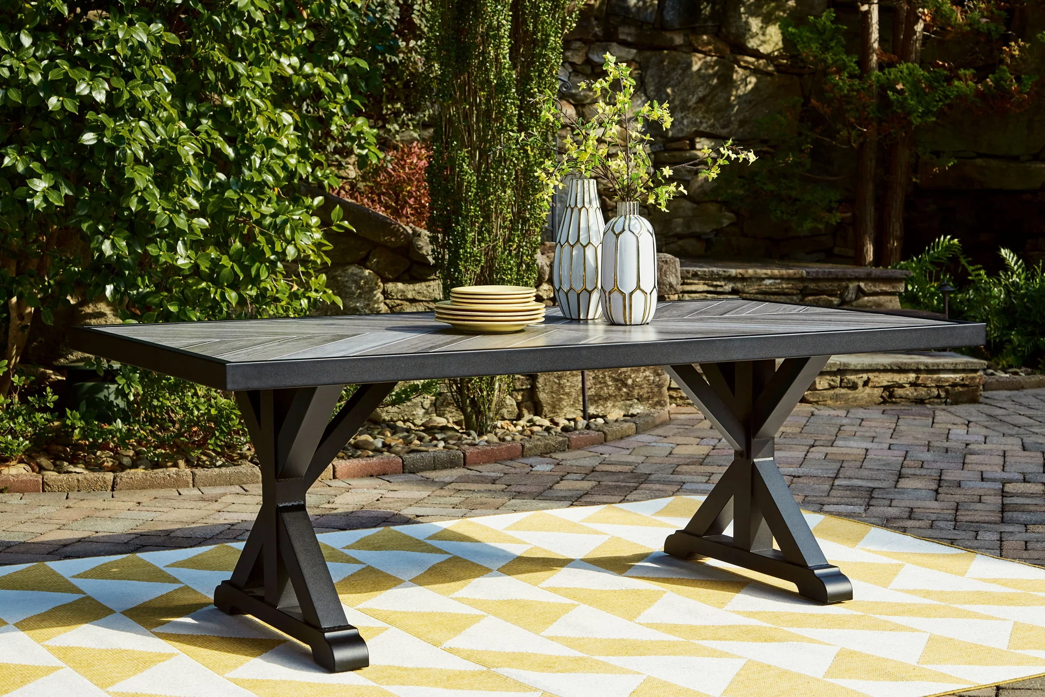 Beachcroft - Rect Dining Table W/Umb Opt - Image 3