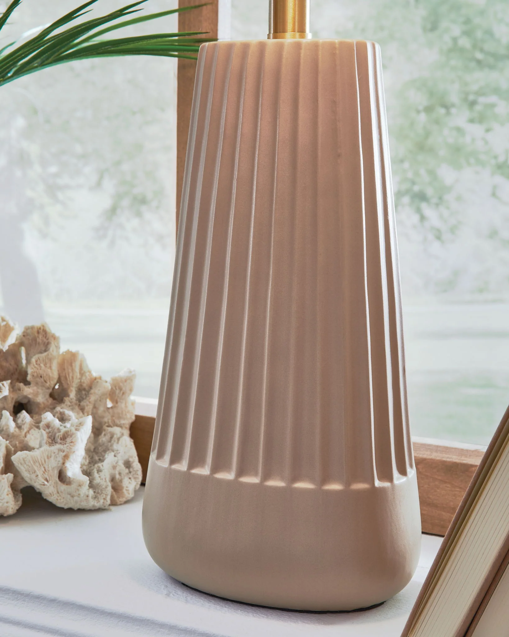 Dellner - Ceramic Table Lamp - Mocha - Image 2