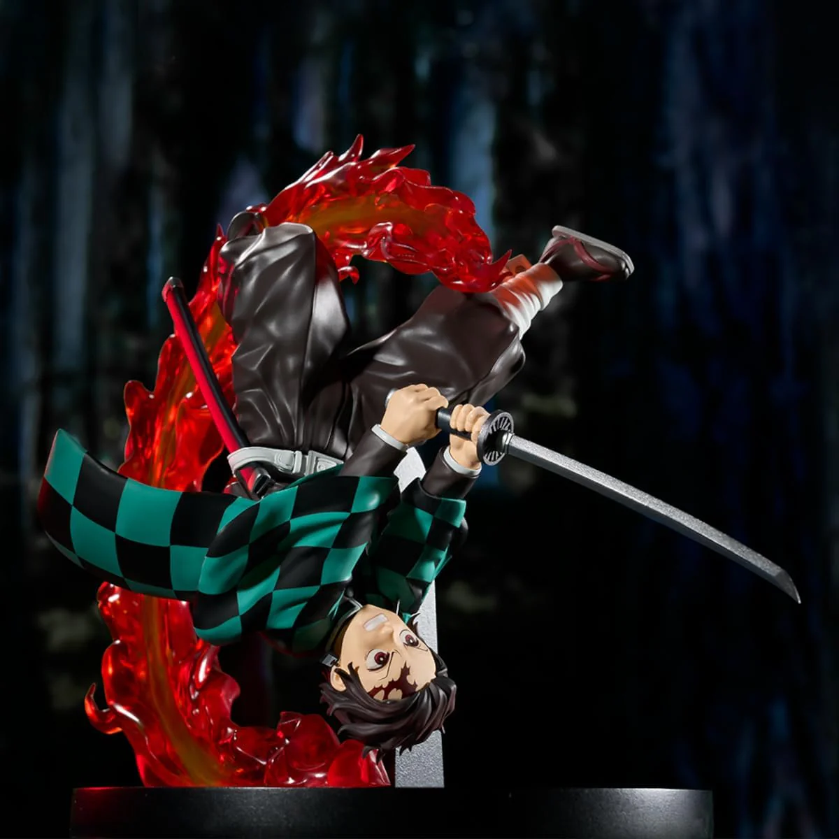 Banpresto - Demon Slayer: Kimetsu no Yaiba - Tanjiro Kamado Vibration Stars Plus - Image 2